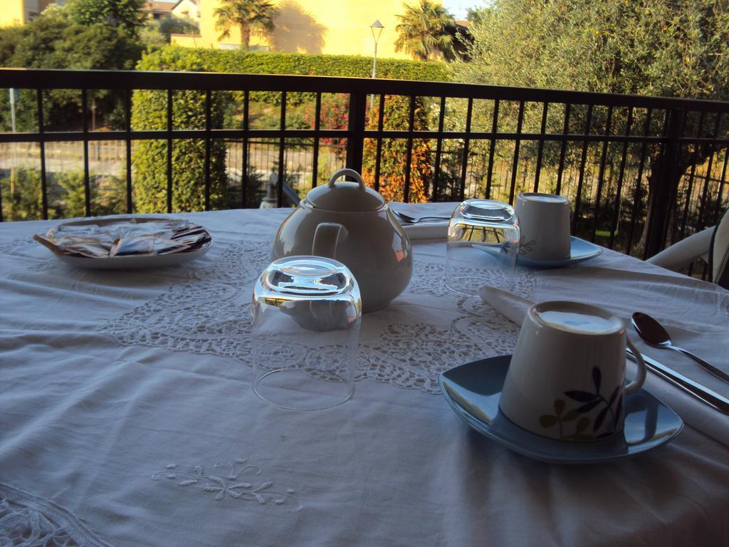 B&B Rosa Del Garda Lazise Exterior photo